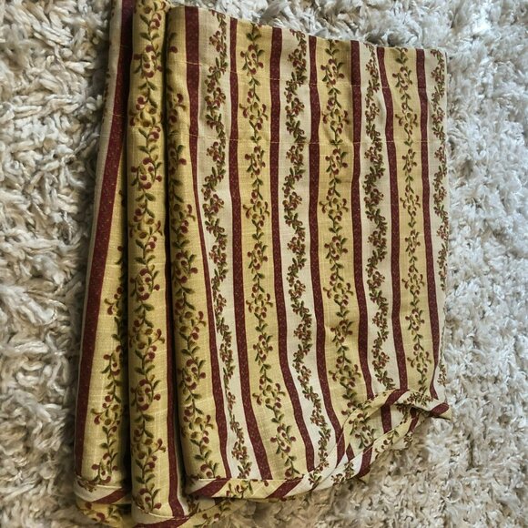 Valance Curtains Reversible Set of 3 Scalloped Floral Cottage Farmhouse - Picture 4 of 5